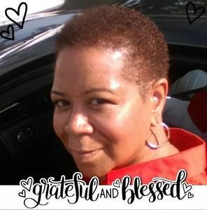 Meet your Posher, Cynthia